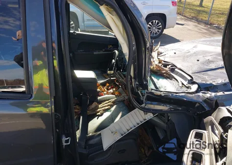 2011 Jeep Liberty Limited Edition из США, поврежденный, VIN 1J4PN5GK3BW591939